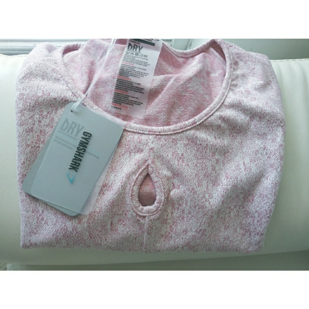 Gymshark Fleur Texture Long Sleeve Crop Top